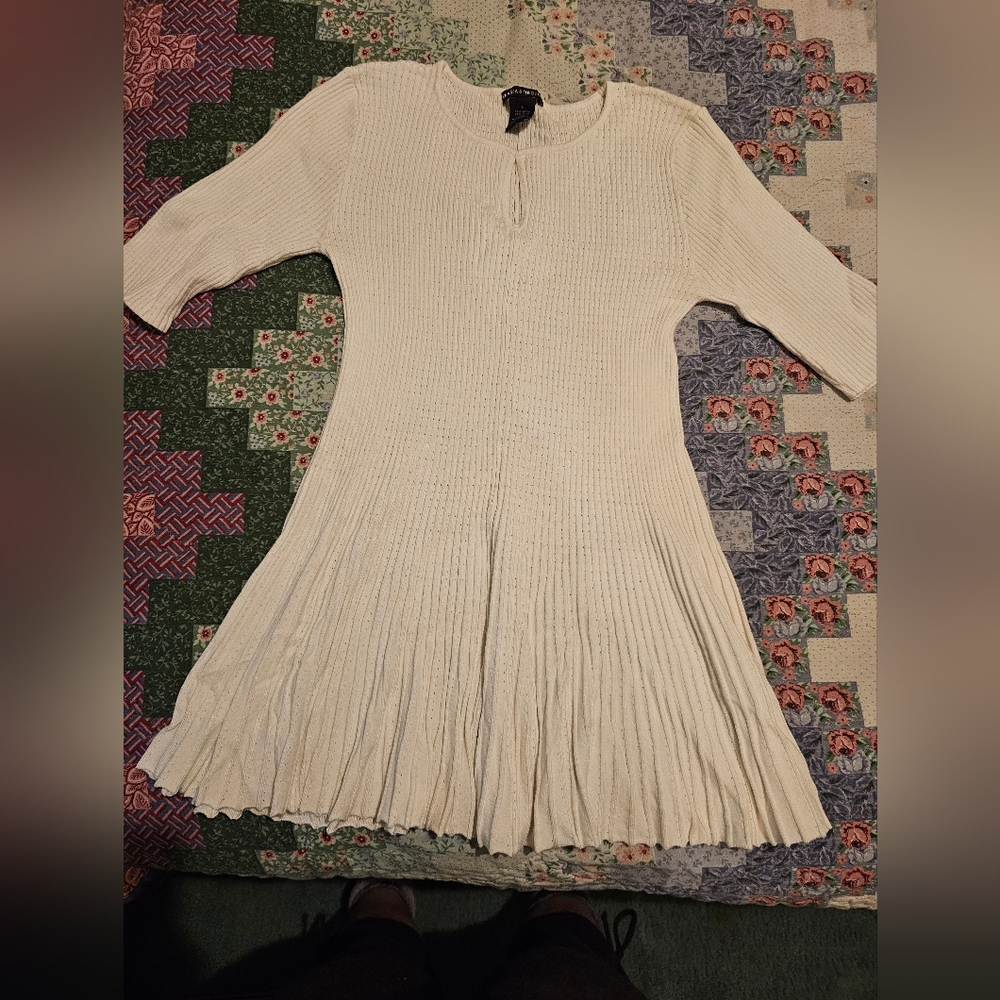 Chelsea & Theodore Cream Ribbed Top